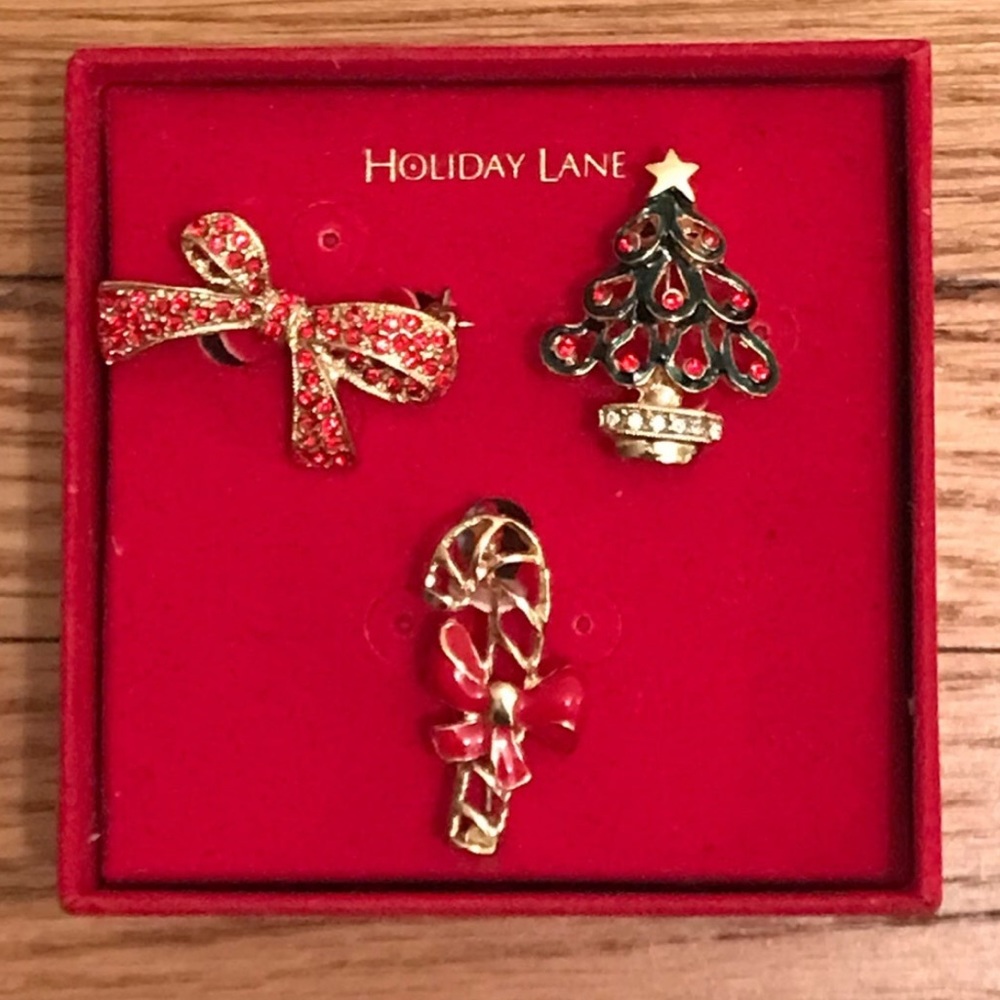Macy's Holiday Lane Christmas Pin Brooch